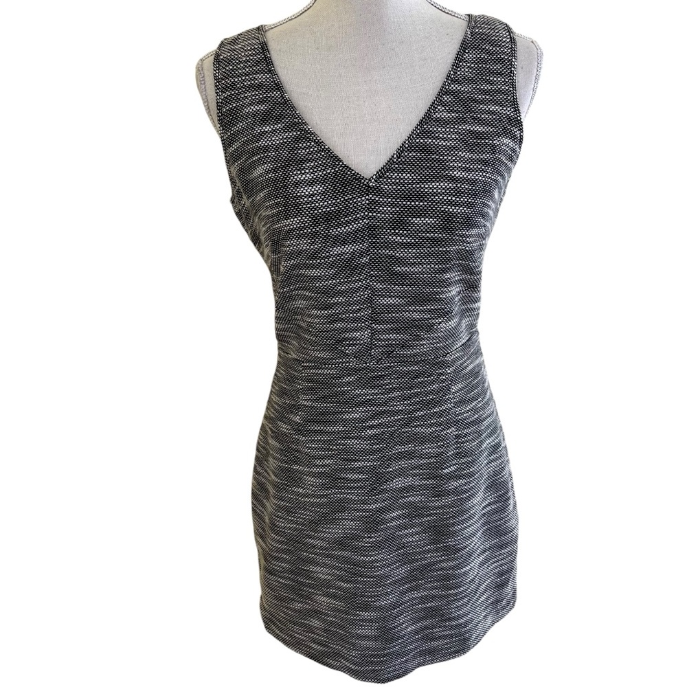 Banana Republic Black/White Tweed Sleeveless Sheath Dress 4